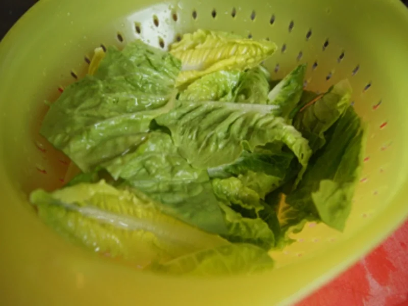 Alm-Schnitzel mit Kümmel-Drillingen und Mini-Romana-Salat - Rezept - Bild Nr. 11