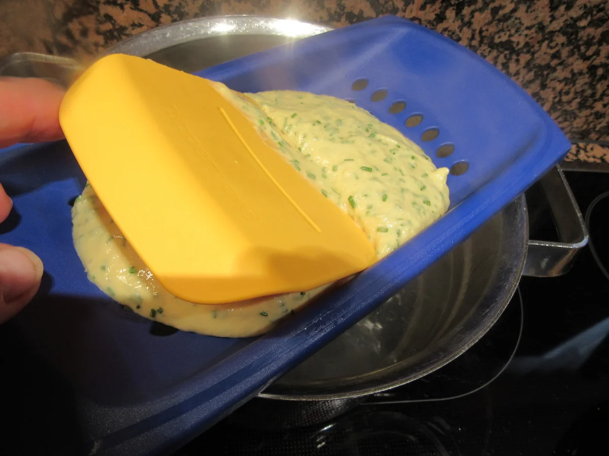 Pasta: Käsespätzle - mit Knoblauch und Schnittlauch - Rezept - Bild Nr. 8826