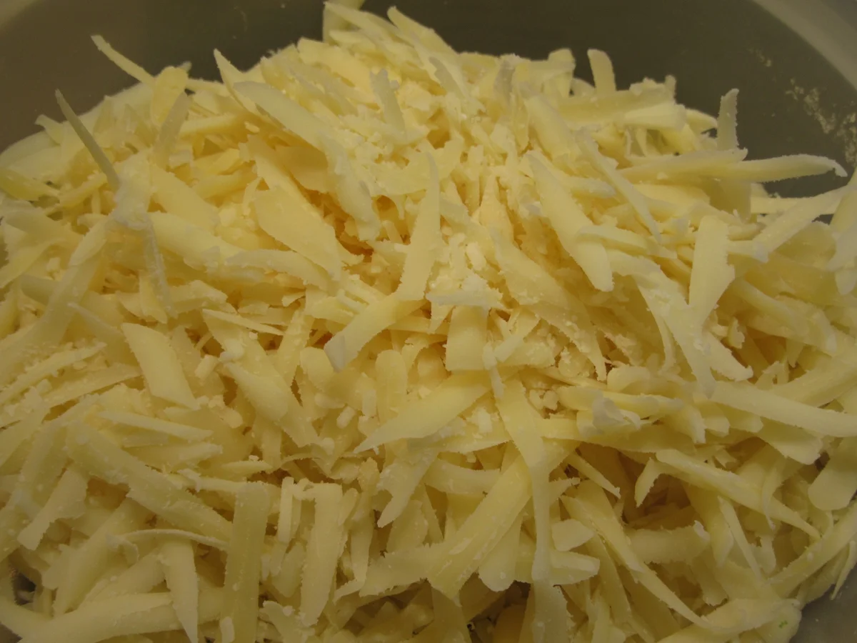 Pasta: Käsespätzle - mit Knoblauch und Schnittlauch - Rezept - Bild Nr. 8829