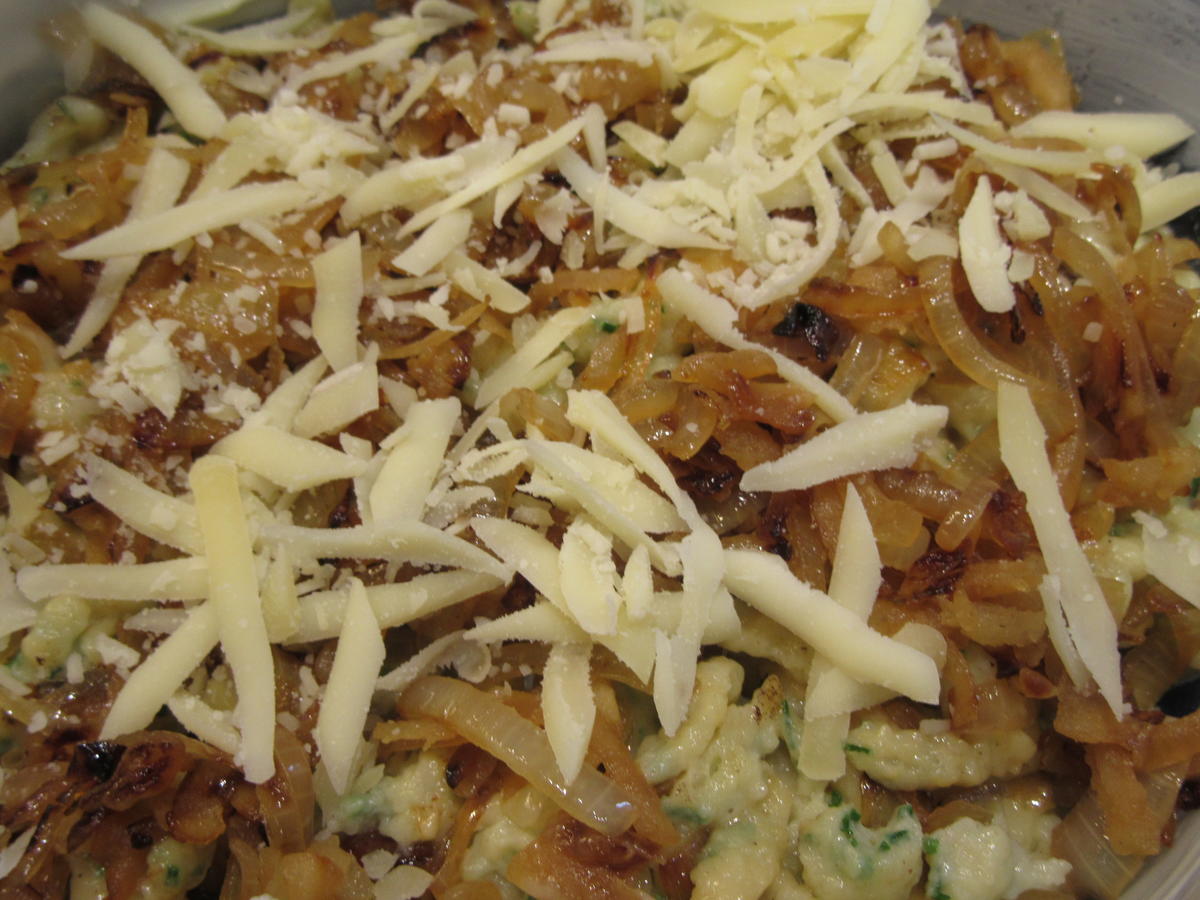 Pasta: Käsespätzle - mit Knoblauch und Schnittlauch - Rezept - Bild Nr. 8831