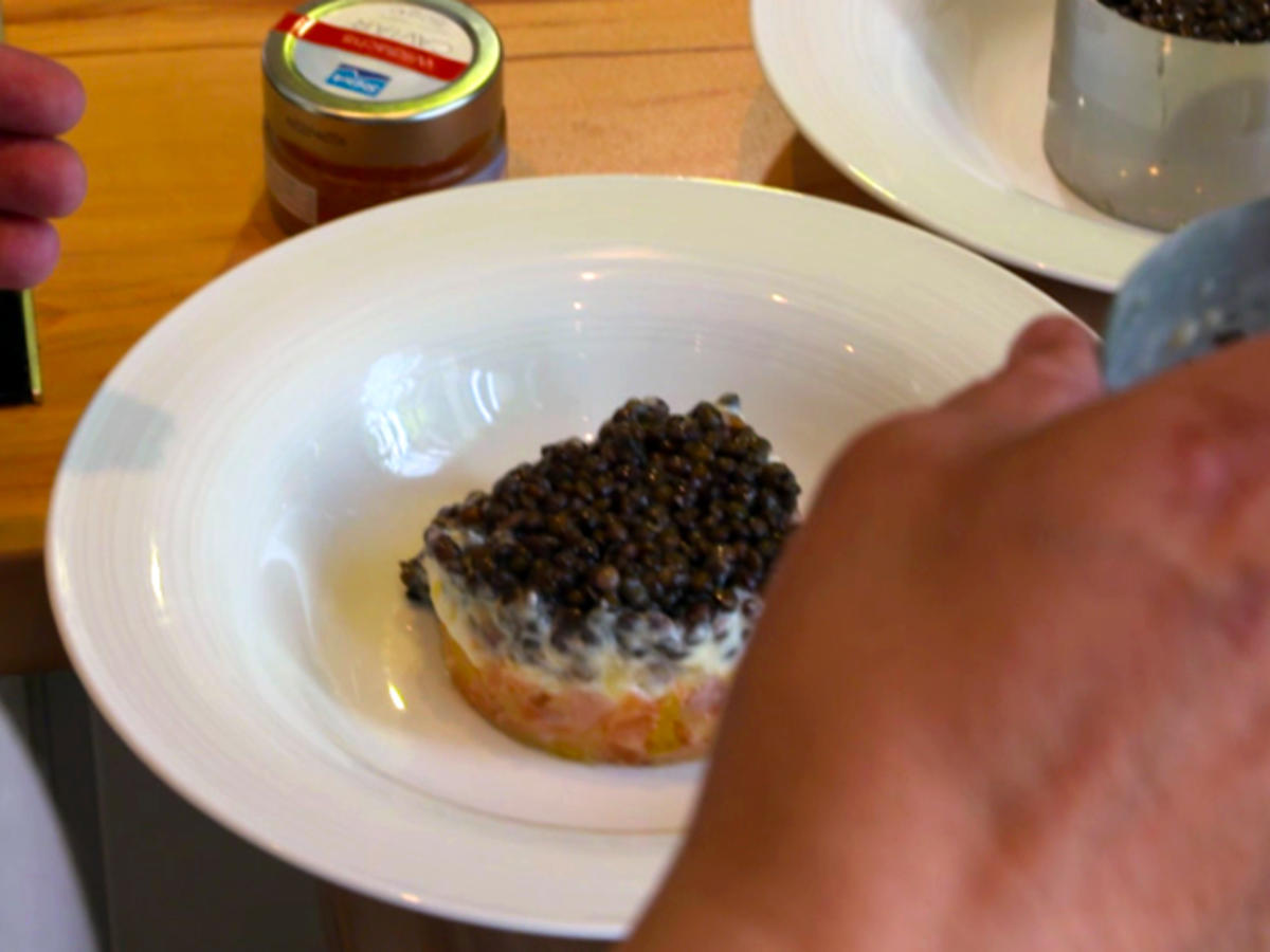 Lachs Orangen Tatar mit Spargelmousse und Belugalinsen - einfach - von ...