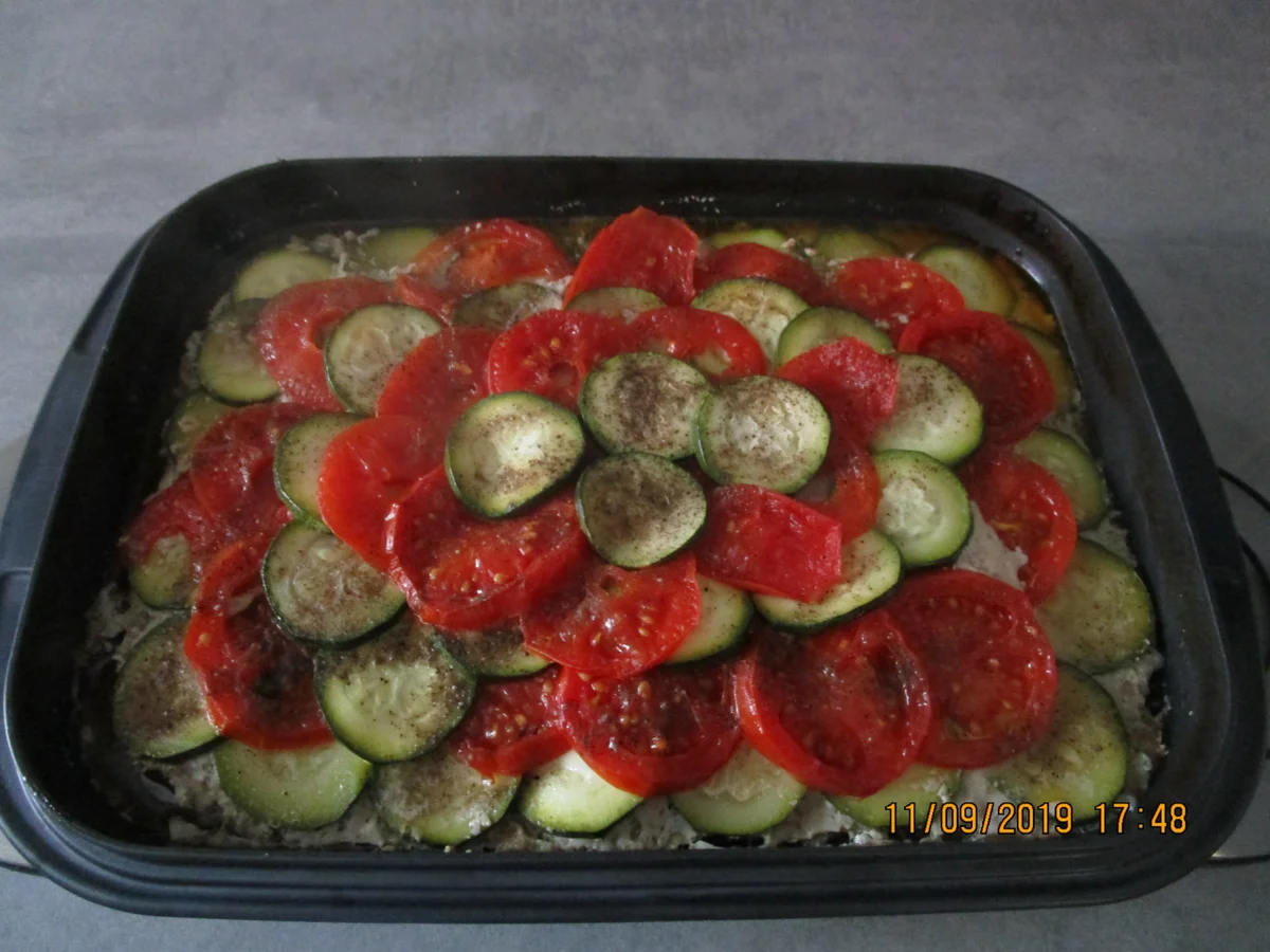 Rezept: Auflauf mit Gehacktem, Tomaten, Zucchini und Reis Bild Nr. 8870 Auflauf mit Gehacktem, Tomaten, Zucchini und Reis - Rezept - Bild Nr. 8870