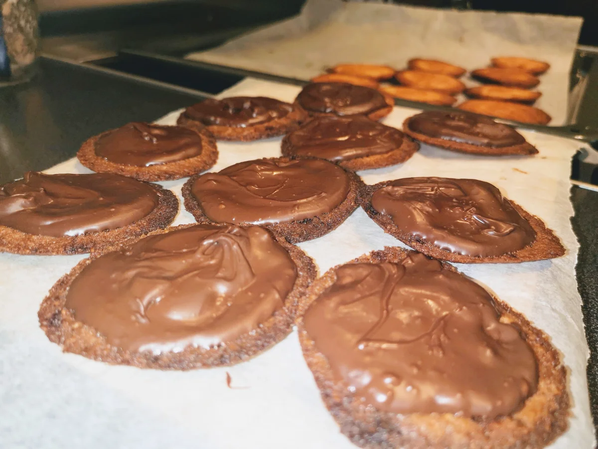 Rezept: BiNe` S SCHOKO - DOPPELKEKSE Bild Nr. 3 BiNe` S SCHOKO - DOPPELKEKSE - Rezept - Bild Nr. 3