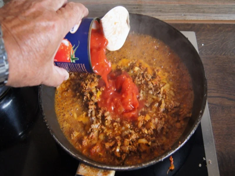 Chili con Carne mit Pellkartoffeln - Rezept - Bild Nr. 8859