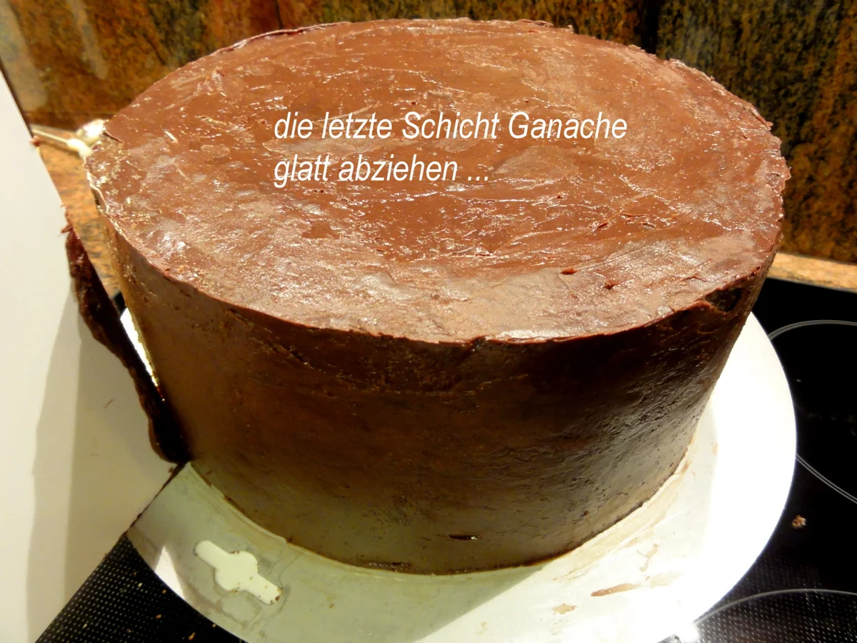 Rührteig:   SCHACHBRETT~TORTE mit Fondant-Deko - Rezept - Bild Nr. 8867