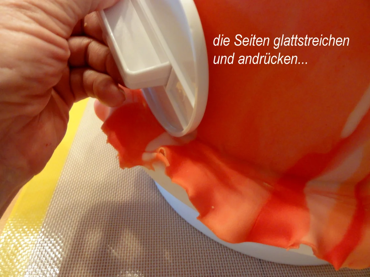 Rührteig:   SCHACHBRETT~TORTE mit Fondant-Deko - Rezept - Bild Nr. 8870