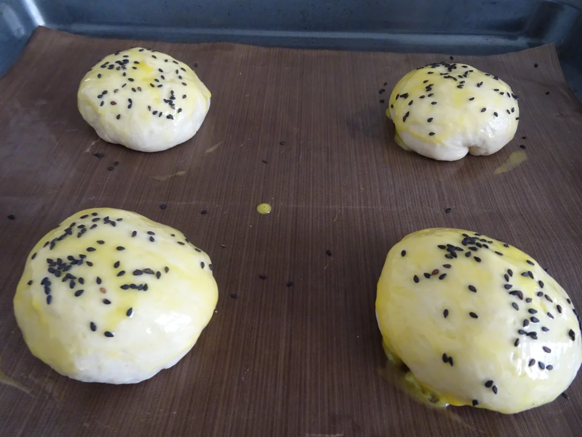 "Poaca", türkische Brötchen mit Schafskäsefüllung - Rezept - Bild Nr. 8857