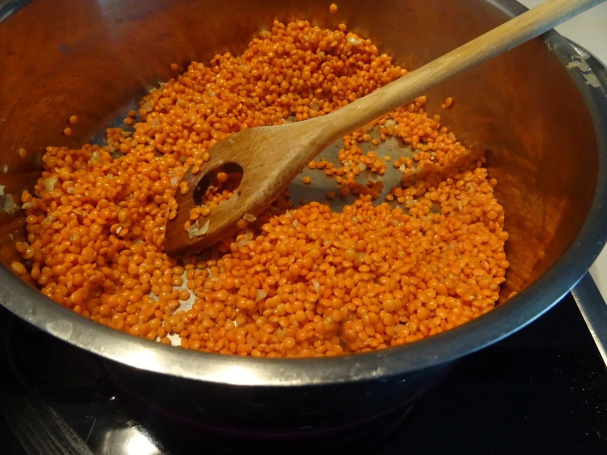 Rezept: Rote-Linsen-Salat mit Feta Bild Nr. 8860 Rote-Linsen-Salat mit Feta - Rezept - Bild Nr. 8860