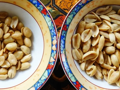 Eier auf Balado Art mit Mungokeimlingen und Erdnusssambal - Rezept - Bild Nr. 8857