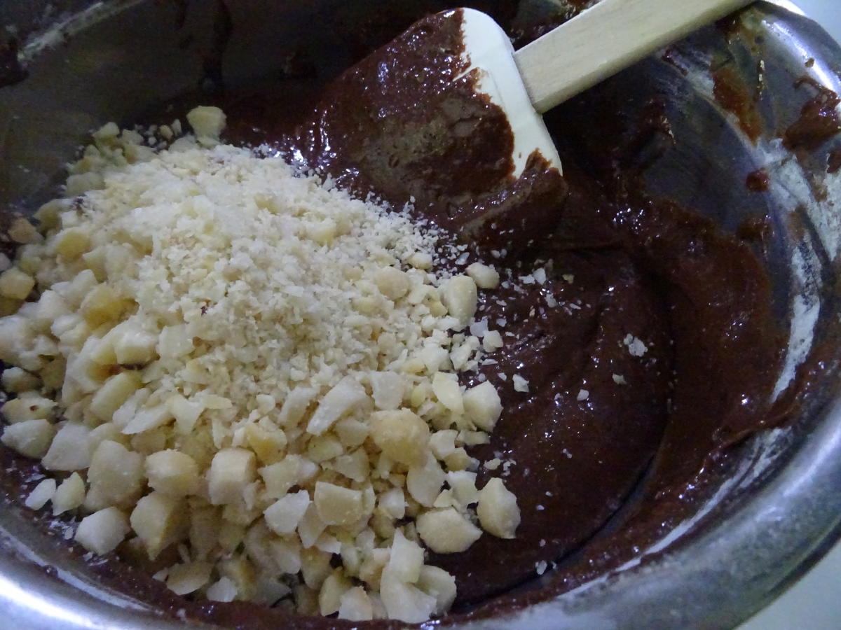 Macadamia-Brownies - Rezept - Bild Nr. 8858