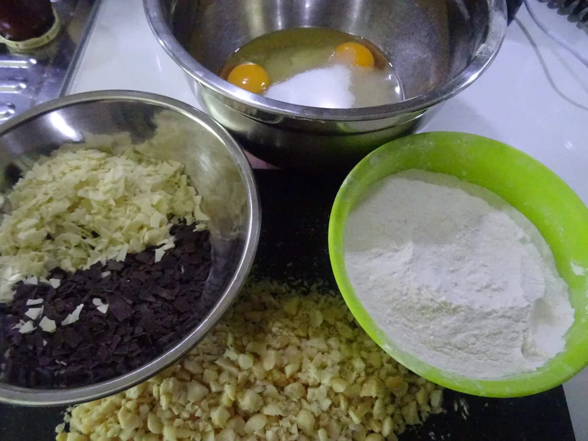 Macadamia-Brownies - Rezept - Bild Nr. 8861