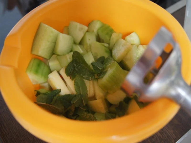 Ananas-Gurken-Minze-Smoothie - Rezept - Bild Nr. 7