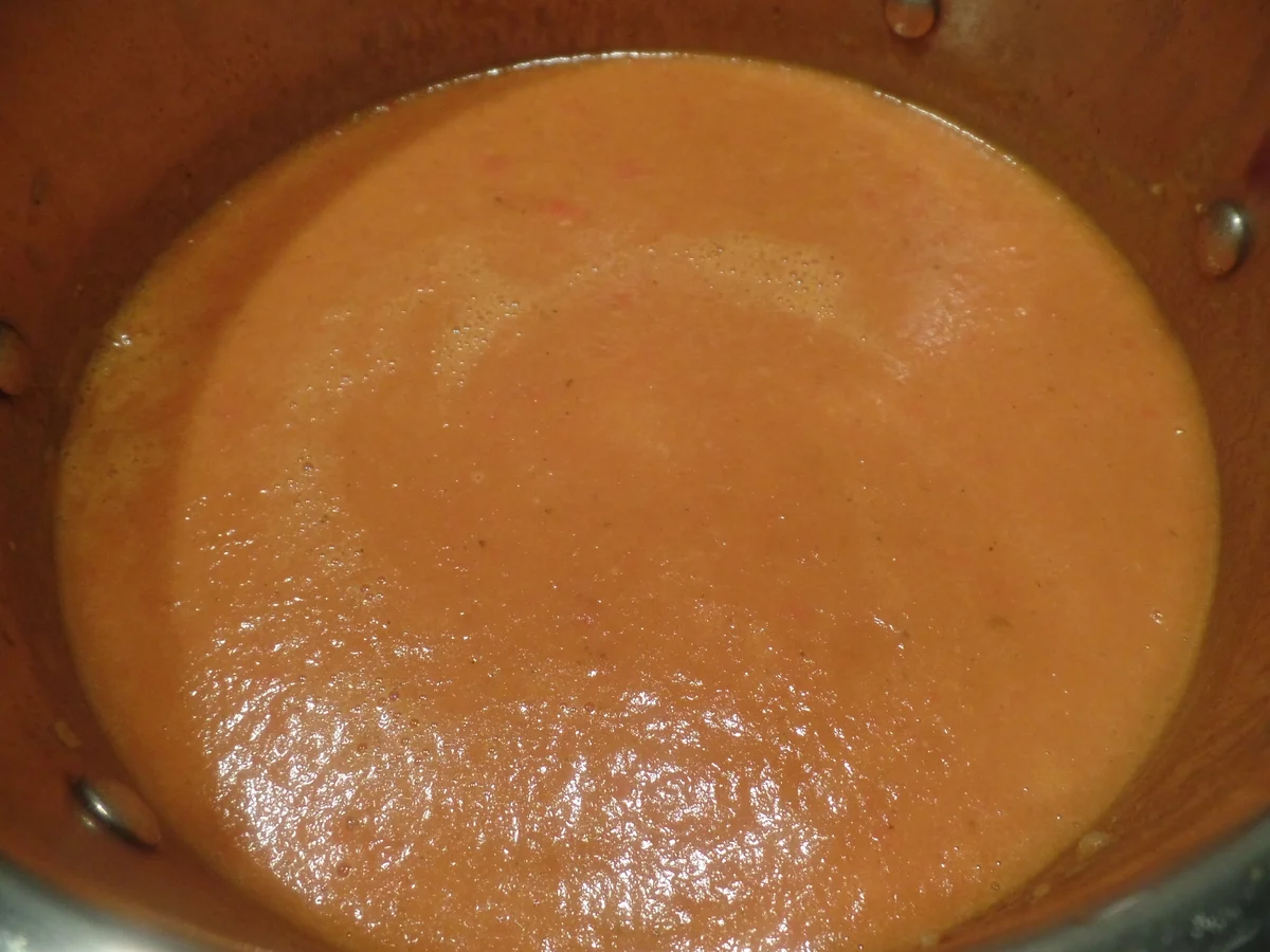 Paprikacremesuppe mit Kabeljau - Rezept - Bild Nr. 8875