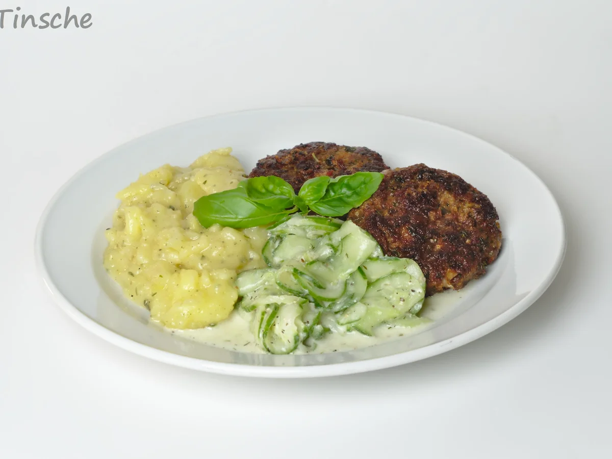 Rezept: Frikadellen/Fleischküchle (bei uns) :-) ... mal anders... Bild Nr. 8868 Frikadellen/Fleischküchle (bei uns) :-) ... mal anders... - Rezept - Bild Nr. 8868