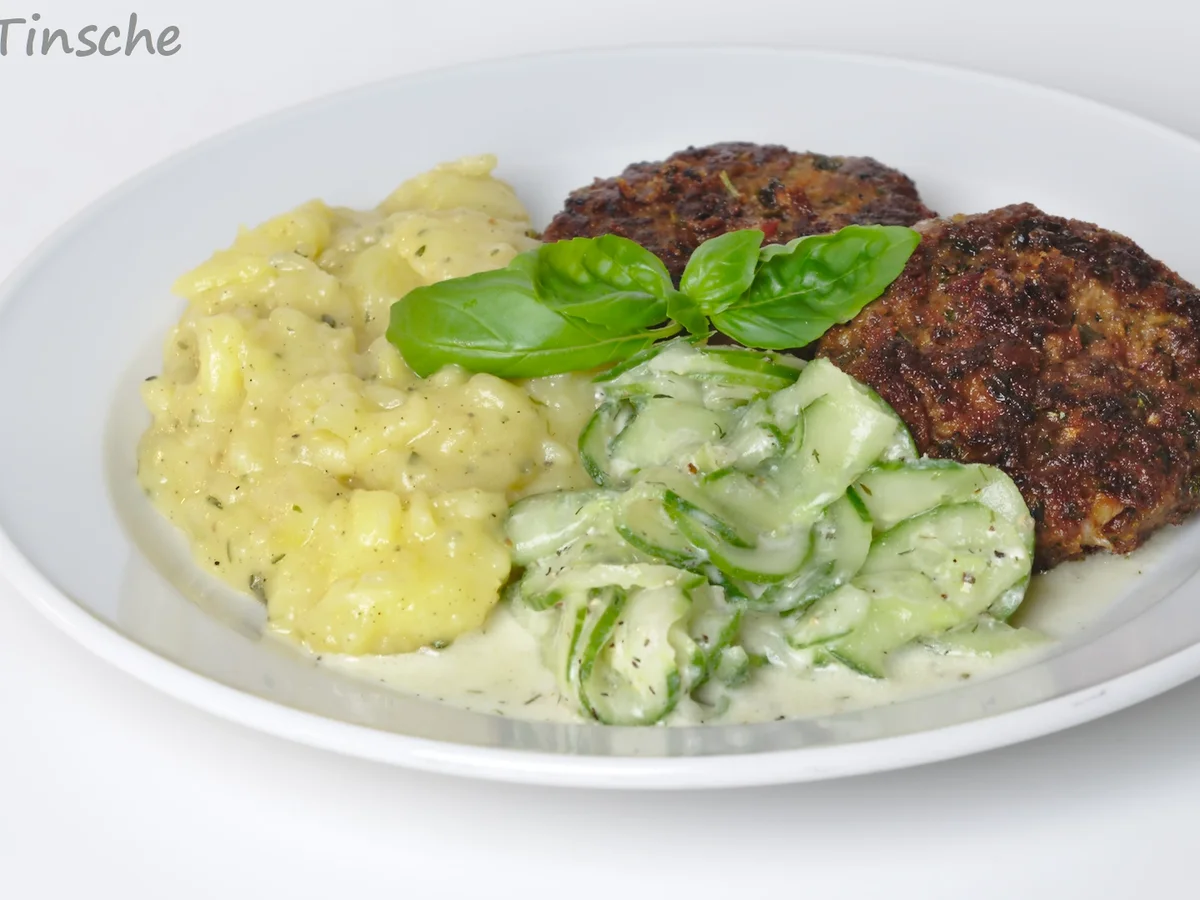 Rezept: Frikadellen/Fleischküchle (bei uns) :-) ... mal anders... Bild Nr. 8869 Frikadellen/Fleischküchle (bei uns) :-) ... mal anders... - Rezept - Bild Nr. 8869