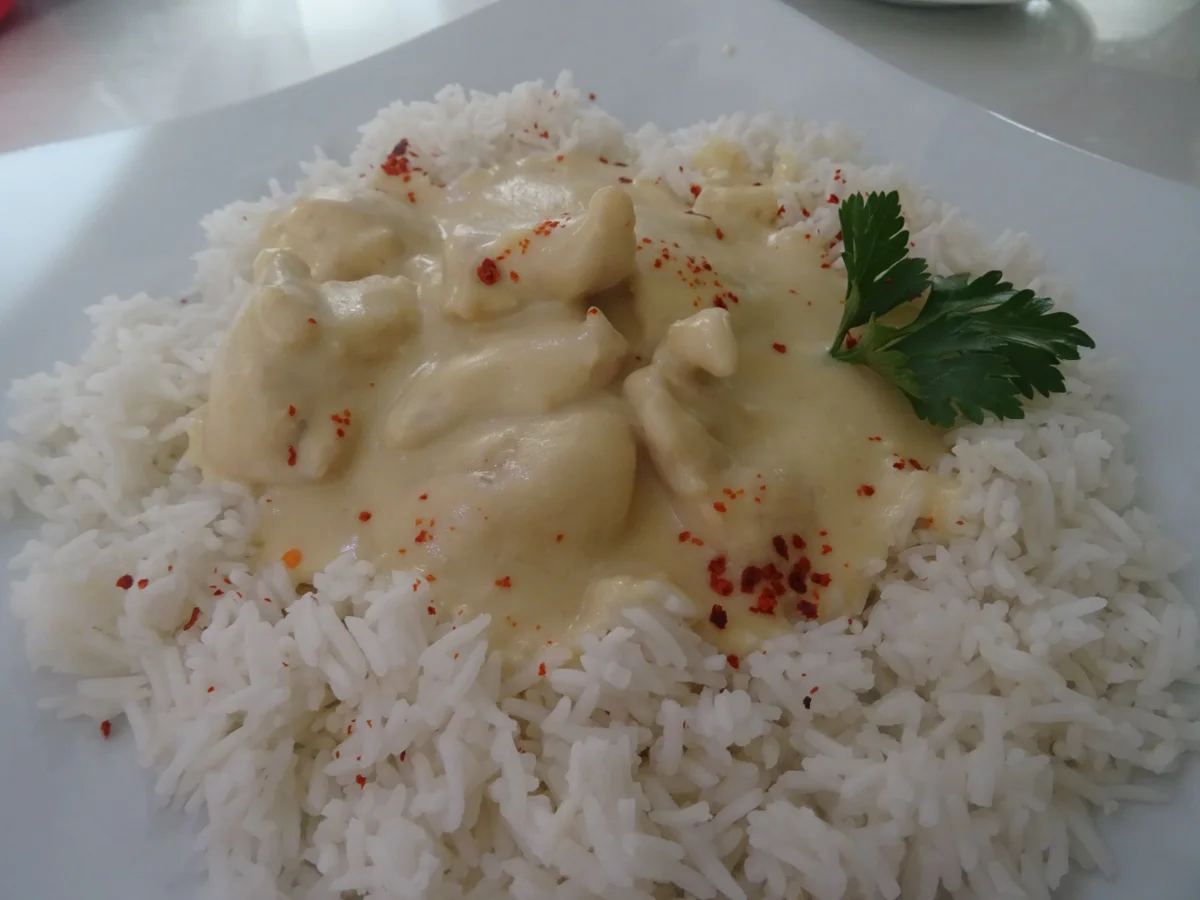 Hühnerbrustfilet mit Honig-Senf-Soße im Reisring - Rezept - Bild Nr. 8870