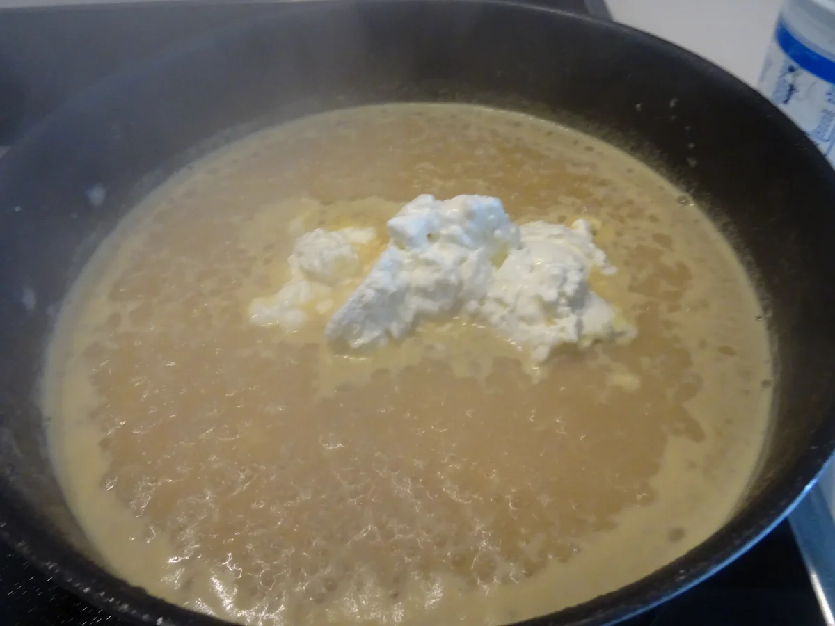 Hühnerbrustfilet mit Honig-Senf-Soße im Reisring - Rezept - Bild Nr. 8872