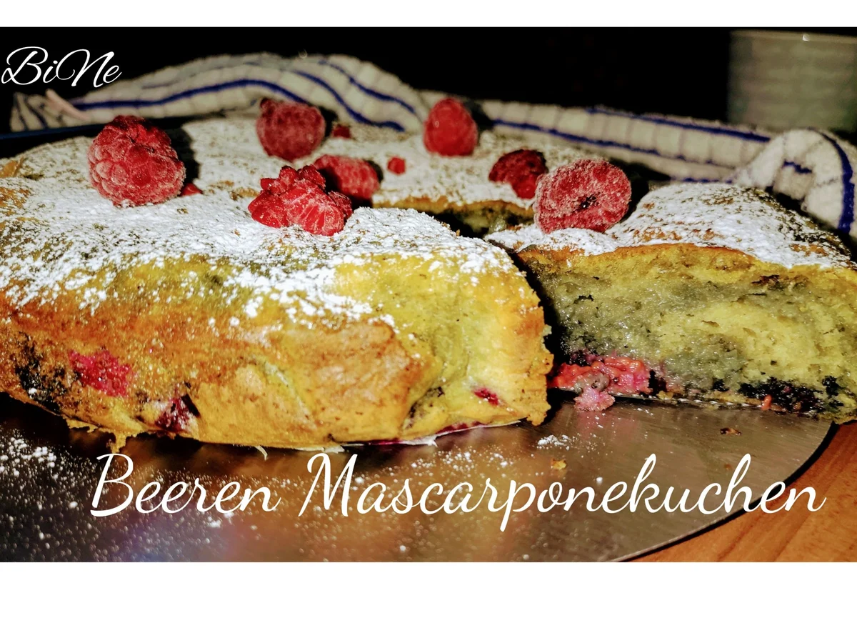 Rezept: BiNe` S BEEREN MASCARPONEKUCHEN Bild Nr. 6 BiNe` S BEEREN MASCARPONEKUCHEN - Rezept - Bild Nr. 6
