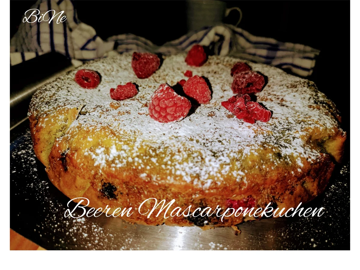 Rezept: BiNe` S BEEREN MASCARPONEKUCHEN Bild Nr. 7 BiNe` S BEEREN MASCARPONEKUCHEN - Rezept - Bild Nr. 7
