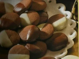 Nuß-Nougat-Knöpfe - Rezept