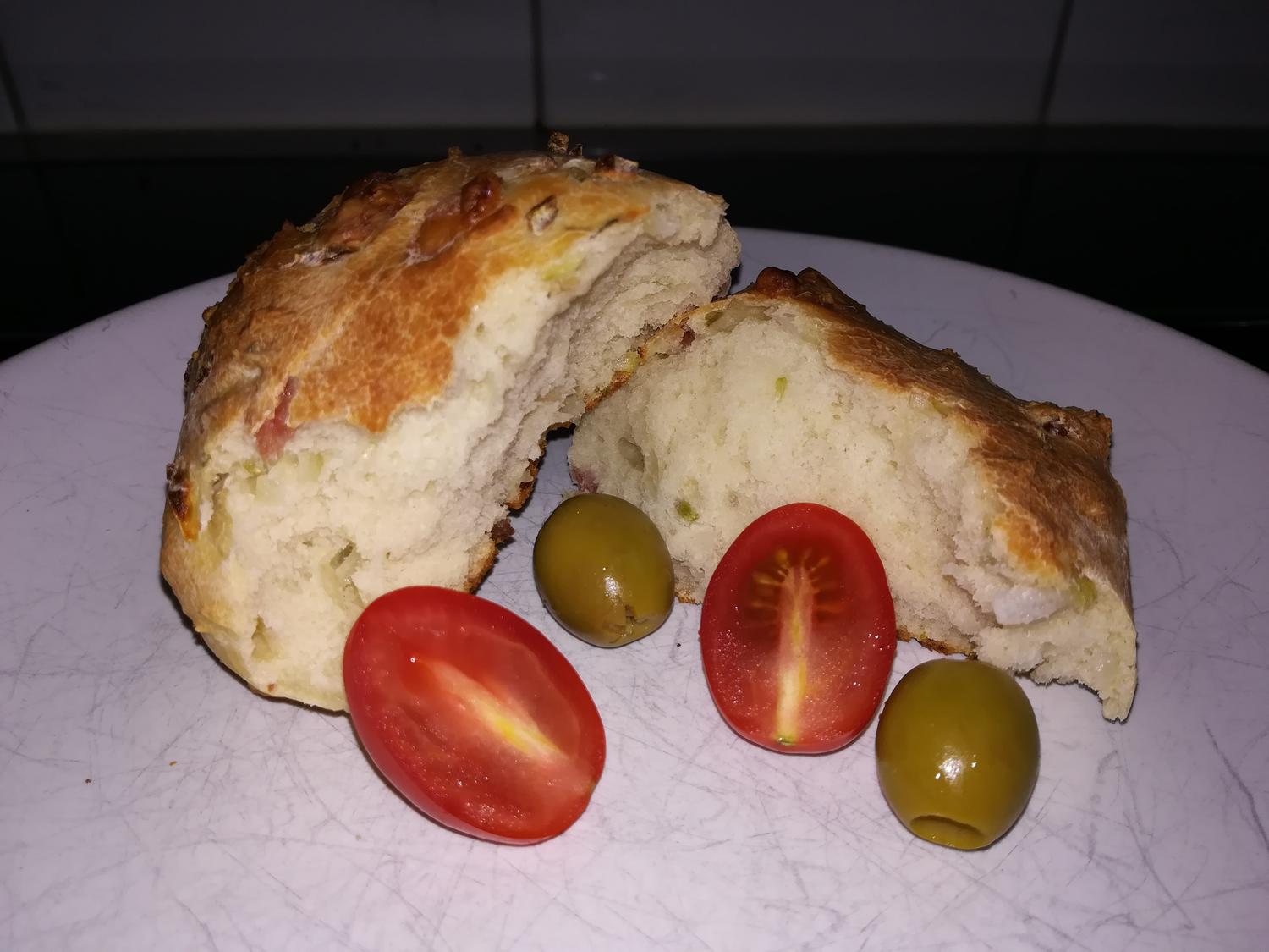 Pizzabrötchen - Rezept mit Bild - kochbar.de