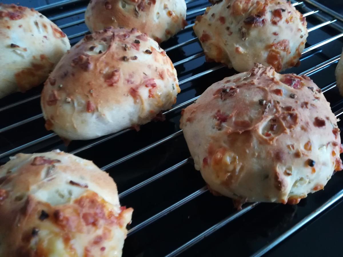 Pizzabrötchen - Rezept - Bild Nr. 3