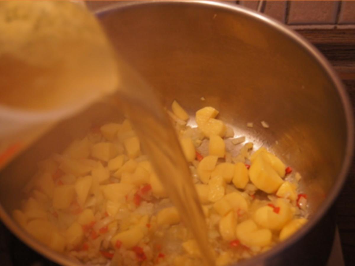 Herzhafte Zucchini Suppe mit Einlage - Rezept - Bild Nr. 7