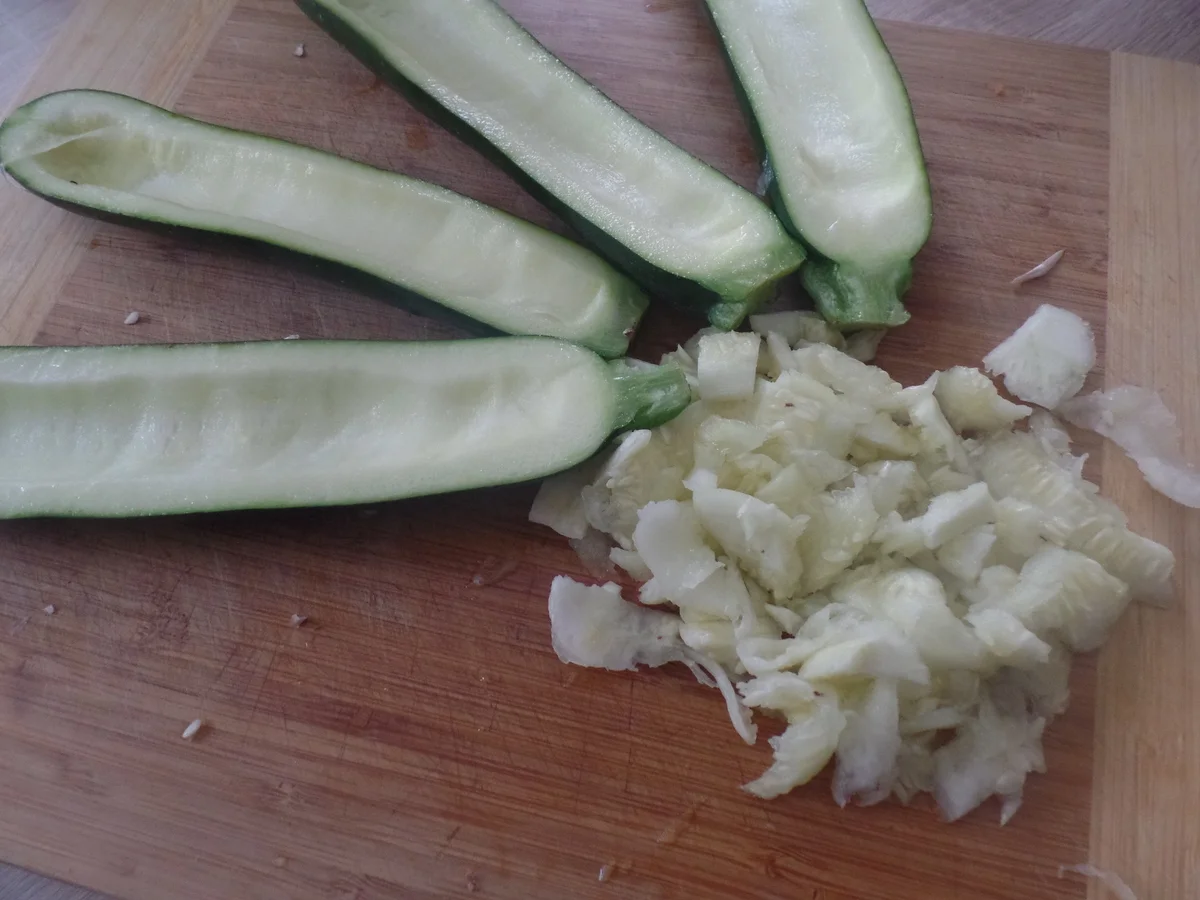 Gefüllte Zucchini - Rezept - Bild Nr. 8938
