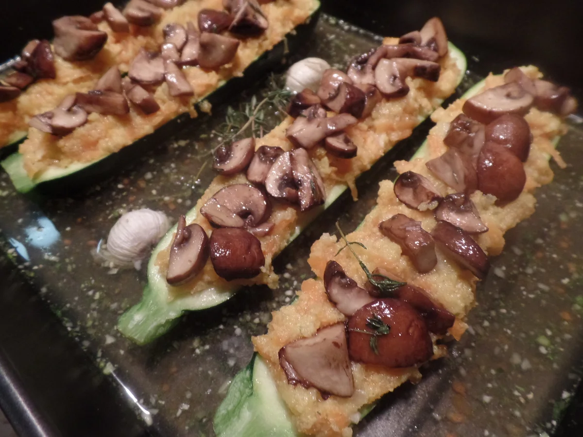 Gefüllte Zucchini - Rezept - Bild Nr. 8951