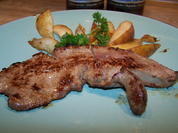 Rezept: Kalbsleber rosa gebraten mit Birnen Bild Nr. 2 Kalbsleber rosa gebraten mit Birnen - Rezept - Bild Nr. 2