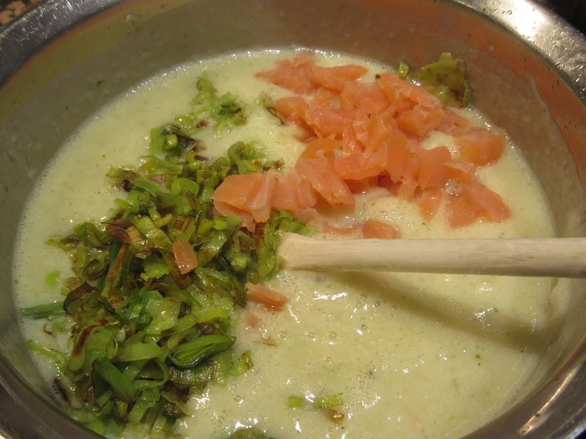 Suppen: Nordische Kartoffel-Buttermilch-Suppe mit Lachs(forelle) - Rezept - Bild Nr. 8