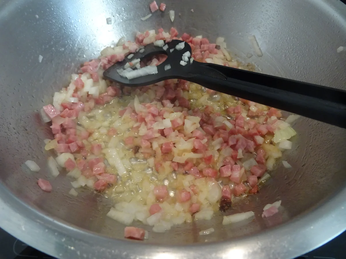 Geräucherte Putenoberkeule mit Speckbohnen in weißer Soße - Rezept - Bild Nr. 10