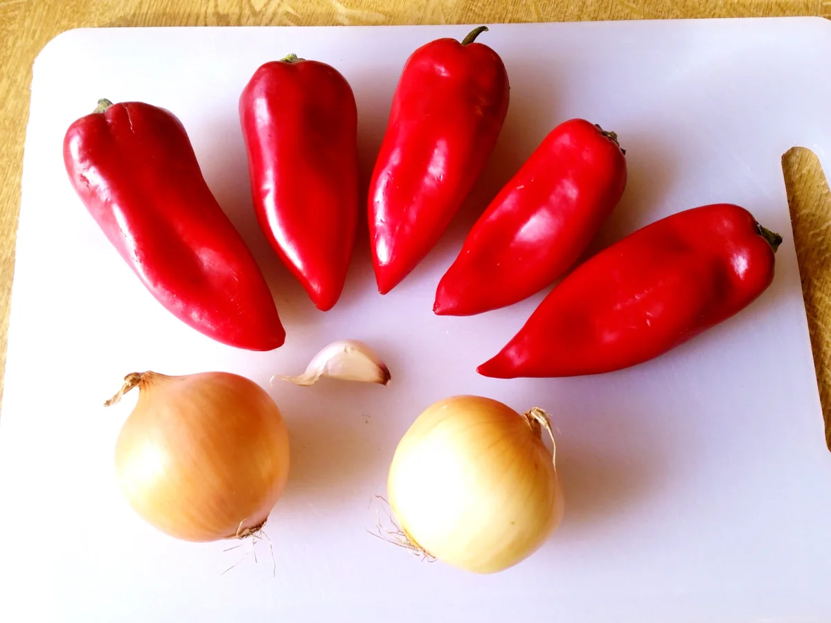 Rezept: Spitzpaprika-Zwiebel-Gemüse Bild Nr. 8995 Spitzpaprika-Zwiebel-Gemüse - Rezept - Bild Nr. 8995