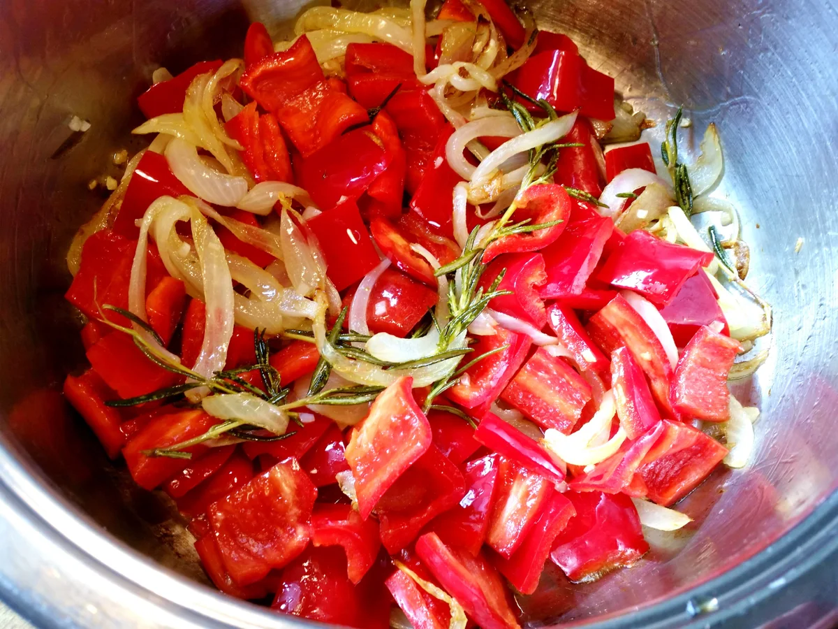 Rezept: Spitzpaprika-Zwiebel-Gemüse Bild Nr. 9000 Spitzpaprika-Zwiebel-Gemüse - Rezept - Bild Nr. 9000