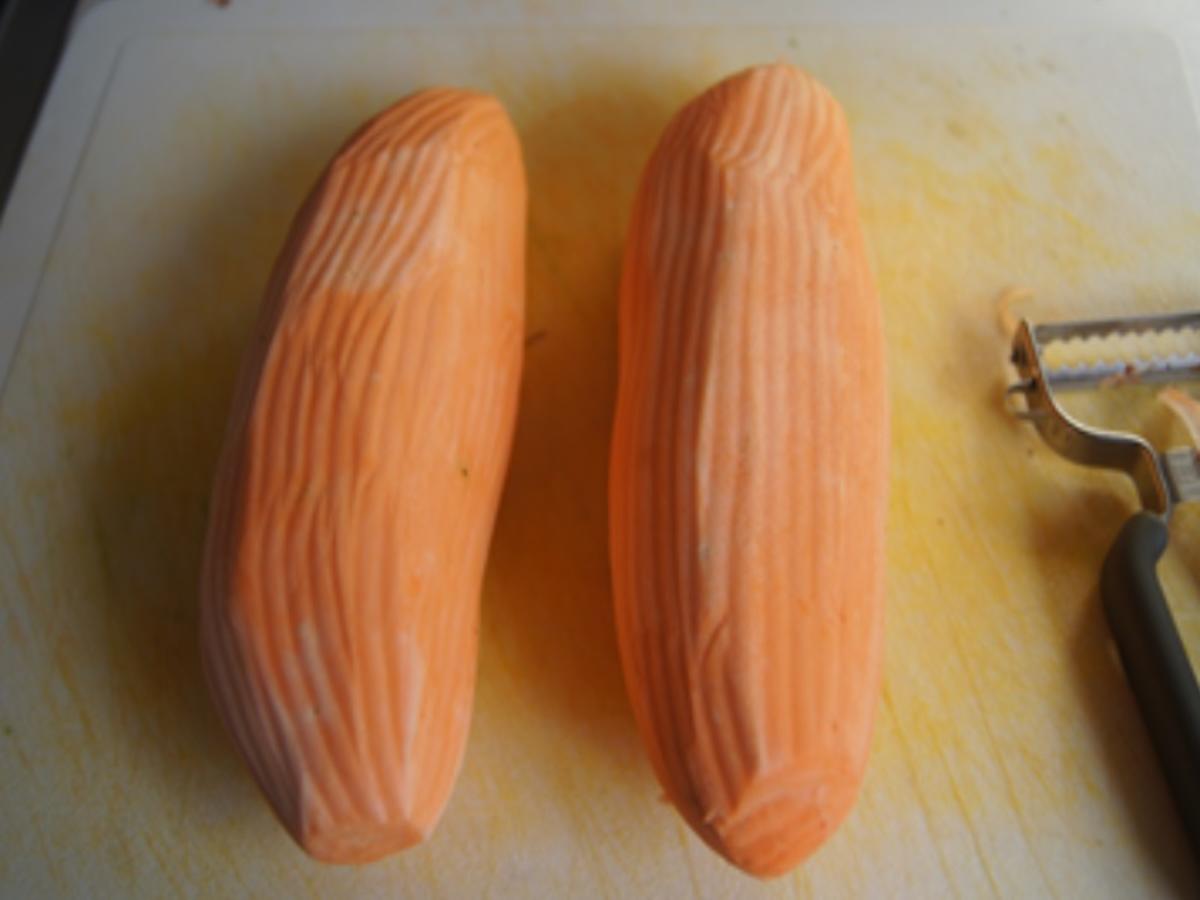 Knusperente auf Gemüsebett mit Erdnusssauce und Süßkartoffelstampf - Rezept - Bild Nr. 11
