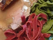 Krustenbraten "exquisite" mit Tagliatelle (Hausgemacht) und Salat nach Gusto - Rezept - Bild Nr. 2