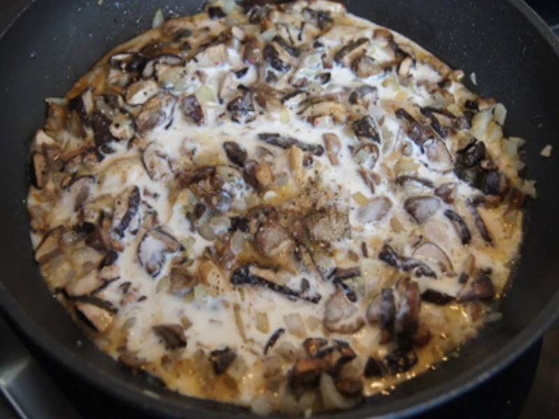 Reibekuchen mit Waldpilzsauce - Rezept - Bild Nr. 10