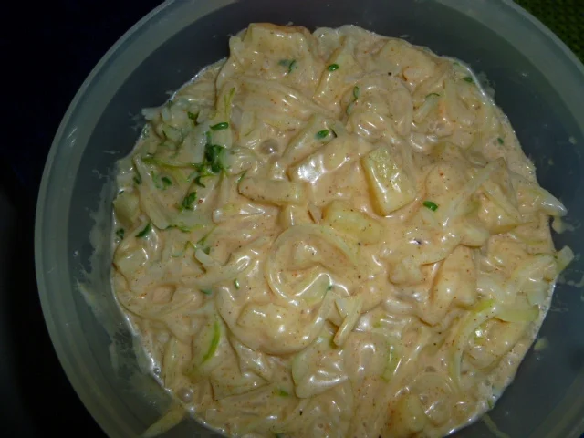 Rezept: Ananas - Zwiebel - Salat Bild Nr. 3 Ananas - Zwiebel - Salat - Rezept - Bild Nr. 3