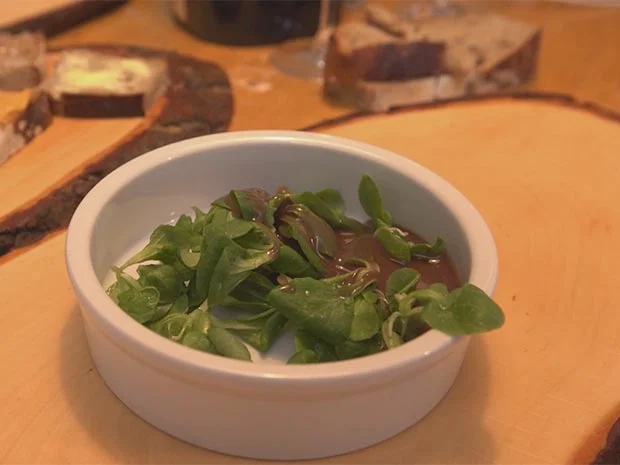 Rezept: Steirisches Backhendl, Krensuppe, Buschenschank-Jause Bild Nr. 2 Steirisches Backhendl, Krensuppe, Buschenschank-Jause - Rezept - Bild Nr. 2
