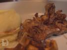 Zwiebelrostbraten vom Dry Aged Rind, Kartoffeltörtchen, Pilze - Rezept - Bild Nr. 2
