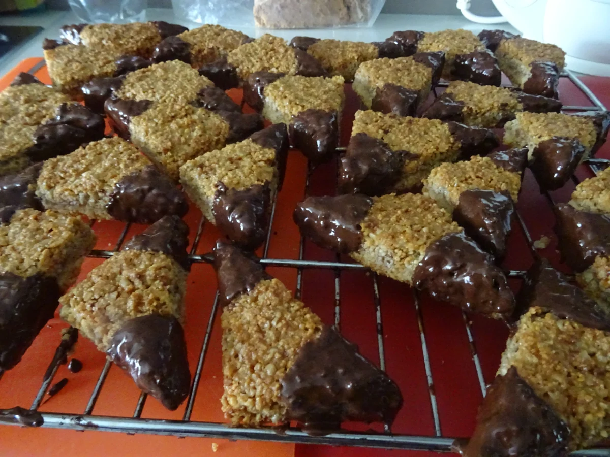 Knusperecken - Rezept - Bild Nr. 3