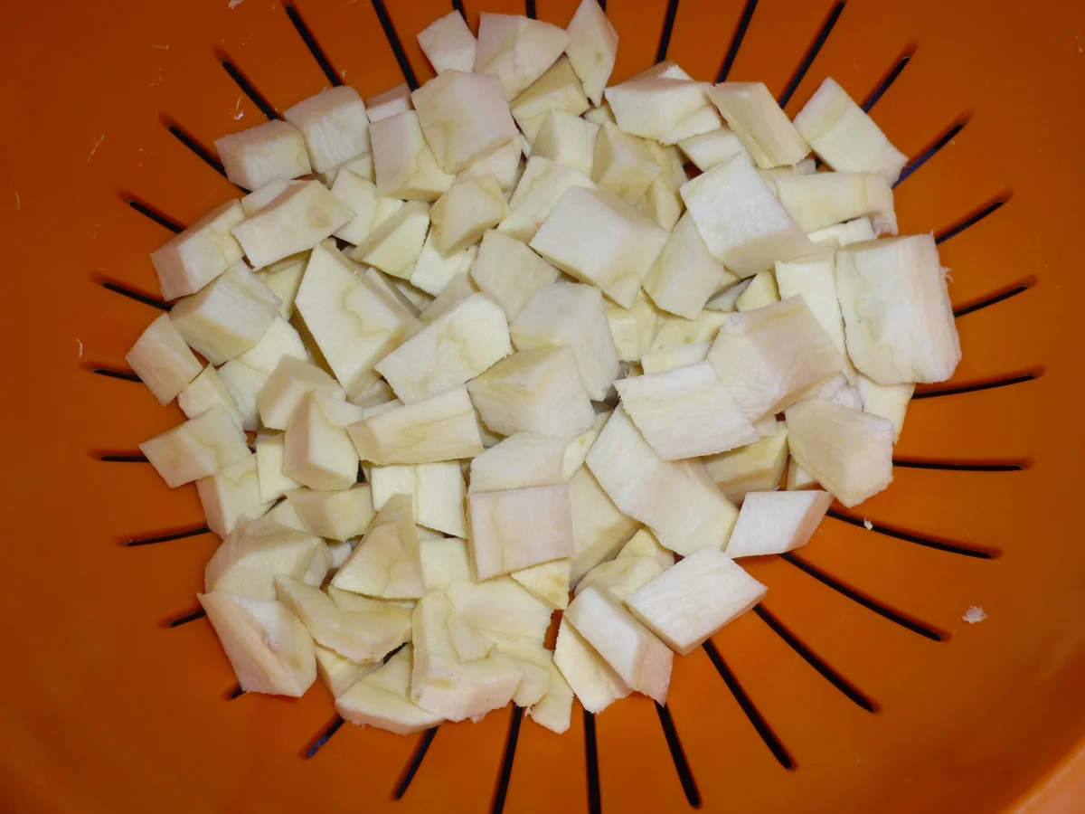 Rezept: Pastinakensalat mit Hering Bild Nr. 3 Pastinakensalat mit Hering - Rezept - Bild Nr. 3