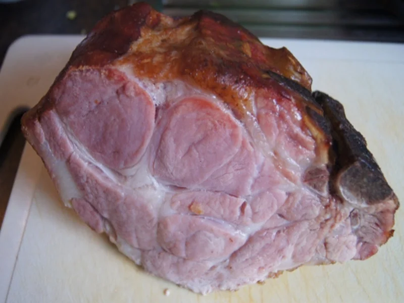 Rezept: Kasseler Nackenbraten mit Weißkraut auf böhmischer Art und Knödel halb und halb Bild Nr. 7 Kasseler Nackenbraten mit Weißkraut auf böhmischer Art und Knödel halb und halb - Rezept - Bild Nr. 7