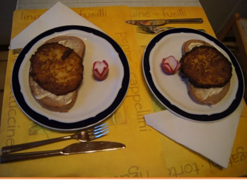 Herzhaftes Bauerbrot mit Reibekuchen und Spiegelei - Rezept - Bild Nr. 6