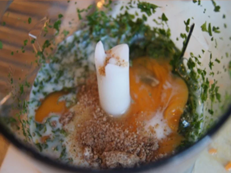 Rindfleischsuppe mit Gemüse, Eierstich und Nudeln - Rezept - Bild Nr. 11