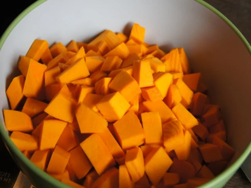 Kürbis-Rote Bete-Suppe mit Einlage - Rezept - Bild Nr. 8