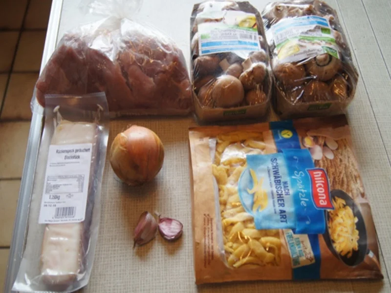 Rezept: Jägergulasch mit Spätzle Bild Nr. 3 Jägergulasch mit Spätzle - Rezept - Bild Nr. 3