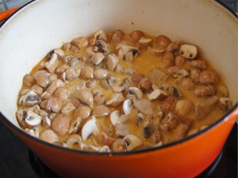 Rezept: Jägergulasch mit Spätzle Bild Nr. 15 Jägergulasch mit Spätzle - Rezept - Bild Nr. 15