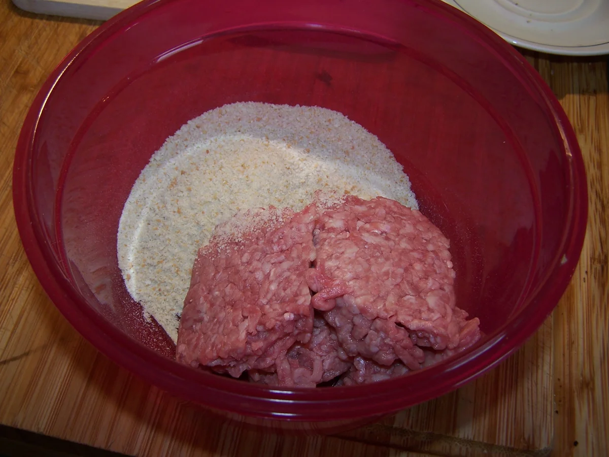 Leberknödel-Nocken und Hack -Bällchen in der Brühe - Rezept - Bild Nr. 5