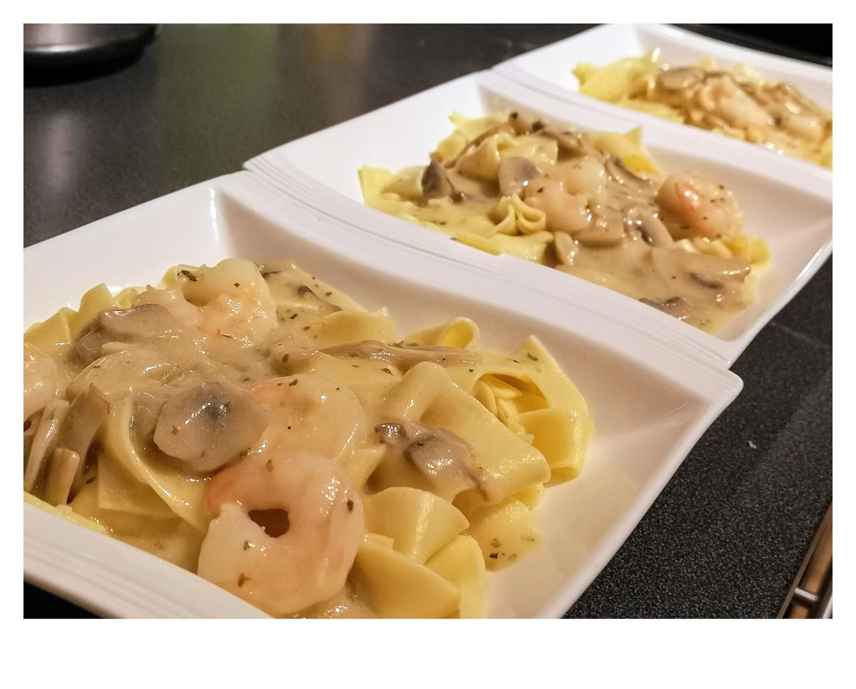 BiNe` S PAPPARDELLE IN CHAMPIGNON - WEIßWEINSOßE - Rezept - Bild Nr. 4